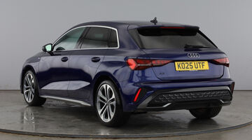 2025 Audi TFSI S line Sportback S Tronic Euro 6 5-door (Blue) - Image: 3