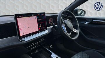 2025 Volkswagen ETSI MHEV R-Line DSG Euro 6 5-door (Black) - Image: 2