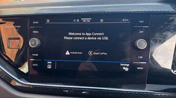 2024 Volkswagen 1.0 TSI Life Euro 6 5-door (Grey) - Image: 28