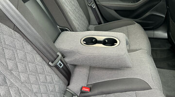 2025 Audi 2.0 TDI Launch Edition Plus S Tronic quattro Euro 6 5-door (Black) - Image: 11