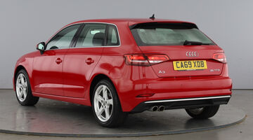 2020 Audi TFSI CoD 35 Sport Sportback S Tronic Euro 6 5-door (Red) - Image: 3