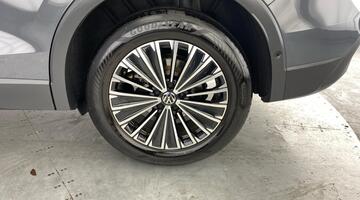 2025 Volkswagen ETSI MHEV Match DSG Euro 6 5-door (Grey) - Image: 33