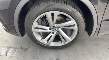 2023 Volkswagen TSI R-Line Edition DSG Euro 6 5-door (Black) - Image: 40