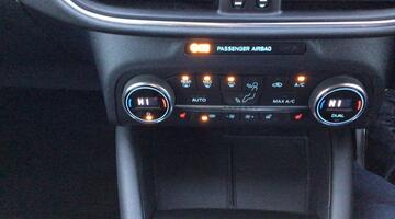 2022 Ford Duratec 14.4kWh Vignale CVT Euro 6 5-door (Grey) - Image: 9