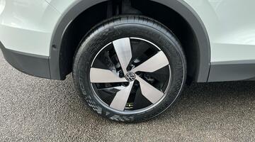 2025 Volkswagen ETSI MHEV Match DSG Euro 6 5-door (White) - Image: 32