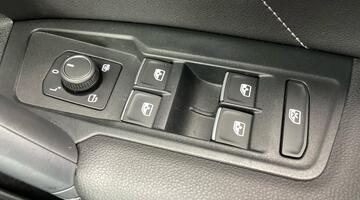 2023 Volkswagen TSI R-Line Edition DSG Euro 6 5-door (Black) - Image: 19