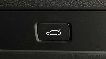 2024 Volvo 2.0 B4 MHEV Ultra Dark DCT Auto Euro 6 5-door (Blue) - Image: 30