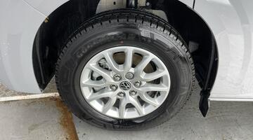 2025 Volkswagen T32 65kWh Commerce Pro Kombi Auto LWB 5-door (Grey) - Image: 32