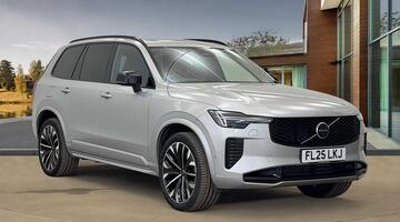 2025 Volvo 2.0 T8 18.8kWh Ultra Dark Auto 4WD Euro 6 5-door (Silver) - Image: 1