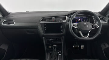 2025 Volkswagen TSI R-Line DSG Euro 6 5-door (White) - Image: 9