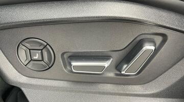 2025 Audi 4.0 TFSI V8 Vorsprung Tiptronic quattro Euro 6 5-door (Blue) - Image: 41