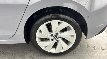 2025 Volkswagen ETSI MHEV Match DSG Euro 6 5-door (Grey) - Image: 26