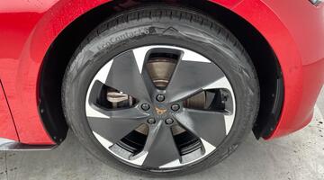 2022 CUPRA E-Boost 58kWh V2 Auto 5-door (Red) - Image: 5