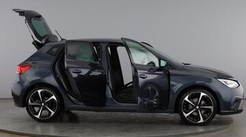 2022 SEAT 1.0 TSI FR Sport Euro 6 5-door (Grey) - Image: 10