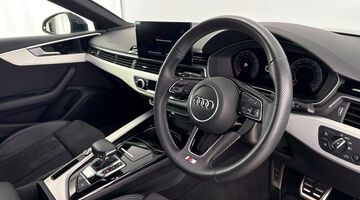2024 Audi 2.0 TFSI 35 S line Sportback S Tronic Euro 6 5-door (Black) - Image: 6