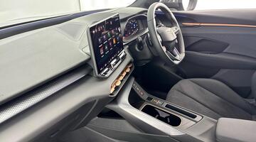 2025 CUPRA ETSI V2 DSG Euro 6 5-door (Grey) - Image: 2