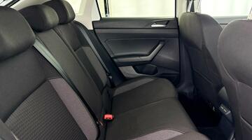 2025 Volkswagen 1.0 TSI Match DSG Euro 6 5-door (White) - Image: 17