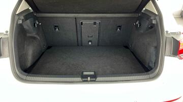 2022 Volkswagen TSI Life Euro 6 5-door (White) - Image: 30