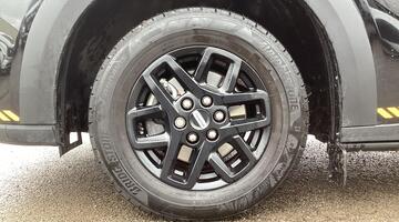 2025 Ford 2.0 320 EcoBlue Trail LH1 Euro 6 5-door (Black) - Image: 5