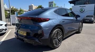 2024 CUPRA 77kWh VZ2 SUV Coupe Auto 4-doorive 5dr (Blue) - Image: 9