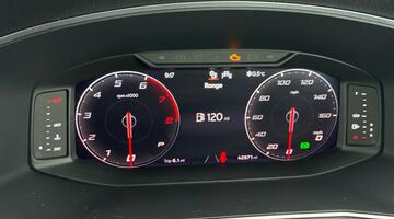 2022 SEAT TSI EVO SE Technology DSG Euro 6 5-door (Red) - Image: 23