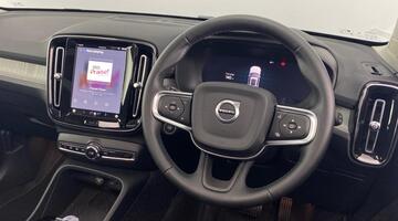 2025 Volvo 2.0 B4 MHEV Ultra Dark DCT Auto Euro 6 5-door (Grey) - Image: 10