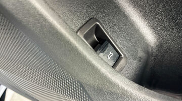 2025 Audi 2.0 TFSI S line S Tronic Euro 6 5-door (Blue) - Image: 20