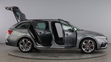 2022 Škoda 2.0 TDI vRS DSG Euro 6 5-door (Grey) - Image: 11