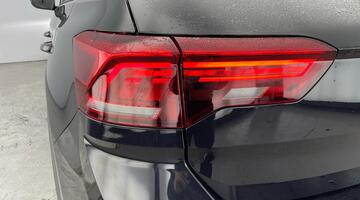 2025 Volkswagen TSI R-Line DSG Euro 6 5-door (Black) - Image: 31