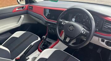 2020 Volkswagen 1.0 EVO beats Euro 6 5-door (Black) - Image: 6