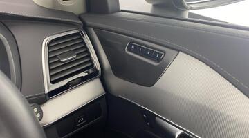 2022 Volvo 2.0 B5 MHEV Plus Auto 4WD Euro 6 5-door (Unlisted) - Image: 26