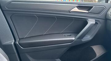 2023 Volkswagen TSI R-Line DSG Euro 6 5-door (Black) - Image: 37