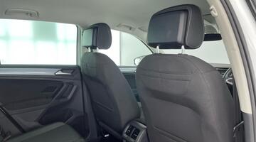 2022 Volkswagen TSI Active Euro 6 5-door (White) - Image: 30