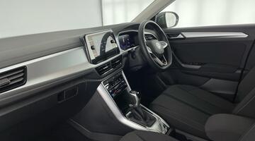 2025 Volkswagen TSI Match DSG Euro 6 5-door (Grey) - Image: 2