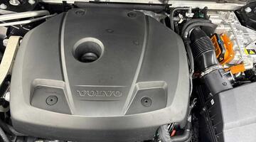 2024 Volvo 2.0h T8 18.8kWh Ultra Black Edition Auto Euro 6 5-door (Black) - Image: 15