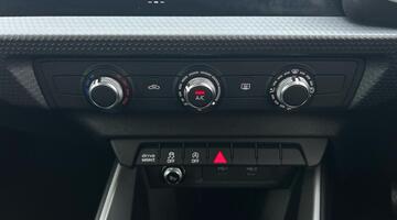 2026 Audi Sportback Sport 30 TFSI 116 PS S tronic (Silver) - Image: 37