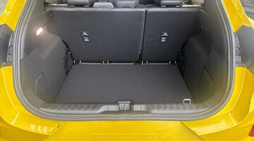 2026 Ford Standard Range 43kWh Premium Auto 5-door (Yellow) - Image: 23