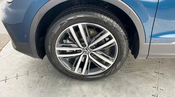 2023 Volkswagen TSI 13kWh Elegance DSG Euro 6 5-door (Blue) - Image: 41