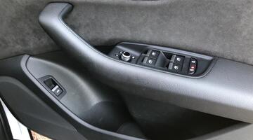 2020 Audi 3.0 TFSI V6 55 Black Edition Tiptronic quattro Euro 6 5-door (White) - Image: 26