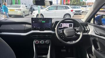 2025 Škoda 2.0 TDI SE DSG Euro 6 5-door (5 Seat) (Blue) - Image: 8