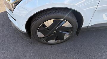 2025 Volvo Twin Performance 69kWh Ultra Auto 5-door (Blue) - Image: 34