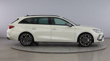 2025 CUPRA EHybrid 25.8kWh V1 DSG Euro 6 5-door (Grey) - Image: 4