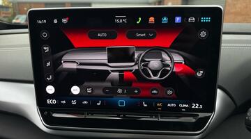 2025 Volkswagen Pro 77kWh Match Auto 5-door (Black) - Image: 31