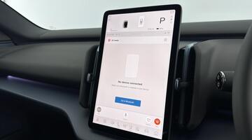 2025 Volvo Single Motor Extended Range 69kWh Plus Auto 5-door (Black) - Image: 21