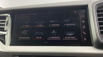 2025 Audi 1.0 TFSI 30 S line Sportback S Tronic Euro 6 5-door (Blue) - Image: 18