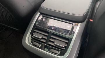 2022 Volvo 2.0 B5 MHEV Plus Auto 4WD Euro 6 5-door (Unlisted) - Image: 29