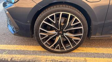 2025 CUPRA EHybrid 25.8kWh VZ2 DSG Euro 6 5-door (Grey) - Image: 15