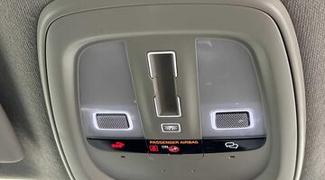 2025 Volvo 2.0 B3 MHEV Ultra Dark DCT Auto Euro 6 5-door (Black) - Image: 33