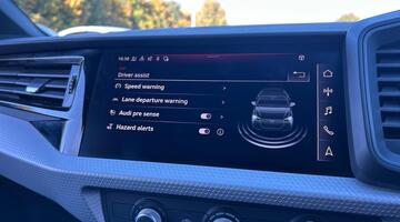 2022 Audi 1.0 TFSI 30 S line Sportback Euro 6 5-door (Yellow) - Image: 38