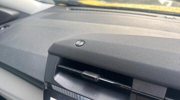 2026 Ford Standard Range 43kWh Premium Auto 5-door (Yellow) - Image: 35